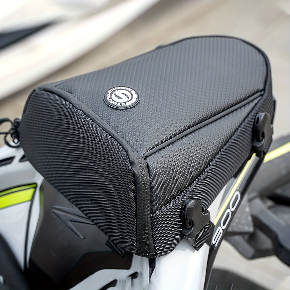 STAR FIELD KNIGHT Motorcycle Rear Seat Bag, Waterproof Multifunctional ATV Tail Bag with Large Capacity, Rainproof Riding Companion Crossbody Bag with Detachable Rain Cover