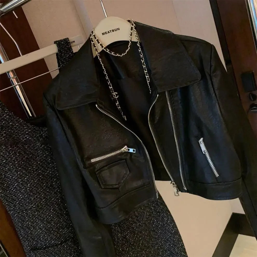 American motorcycle suit leather coat women's autumn new loose Joker double zipper high-grade washed leather short jacket