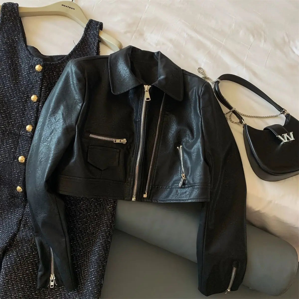 American motorcycle suit leather coat women's autumn new loose Joker double zipper high-grade washed leather short jacket